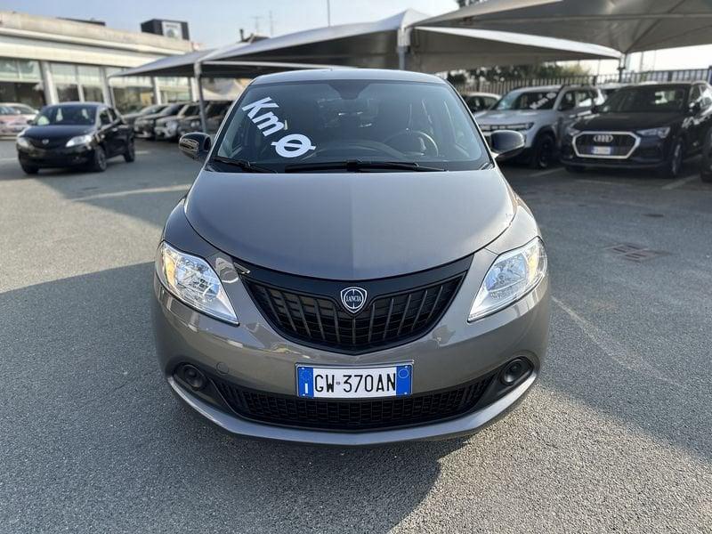 Lancia Ypsilon 1.0 FireFly 5 porte S&S Hybrid Oro