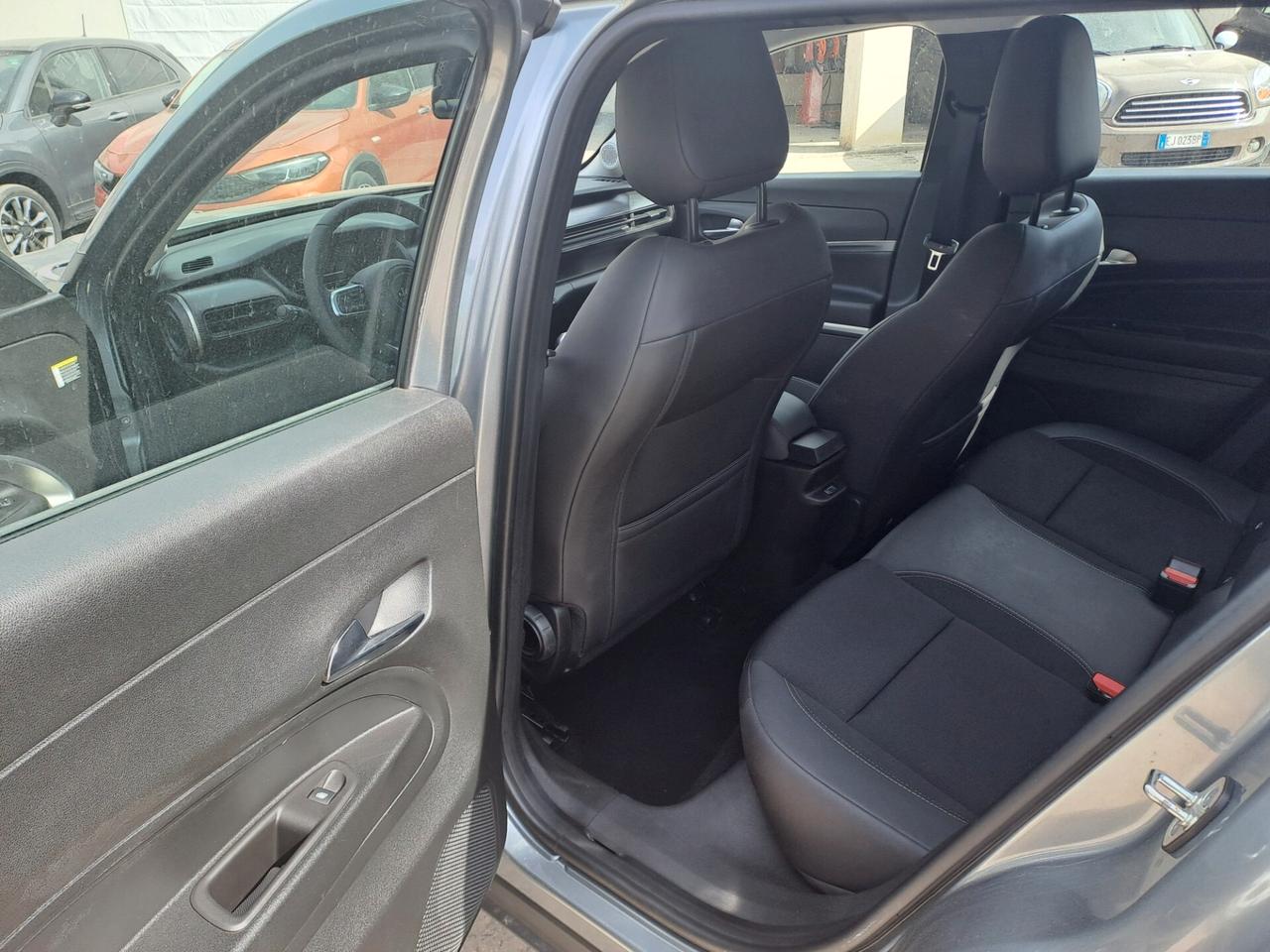Jeep Avenger 1.2 Turbo 100 CV Altitude