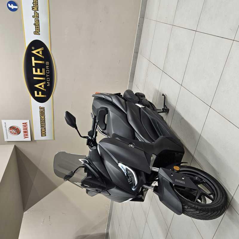 Yamaha X-Max 125 - 2023