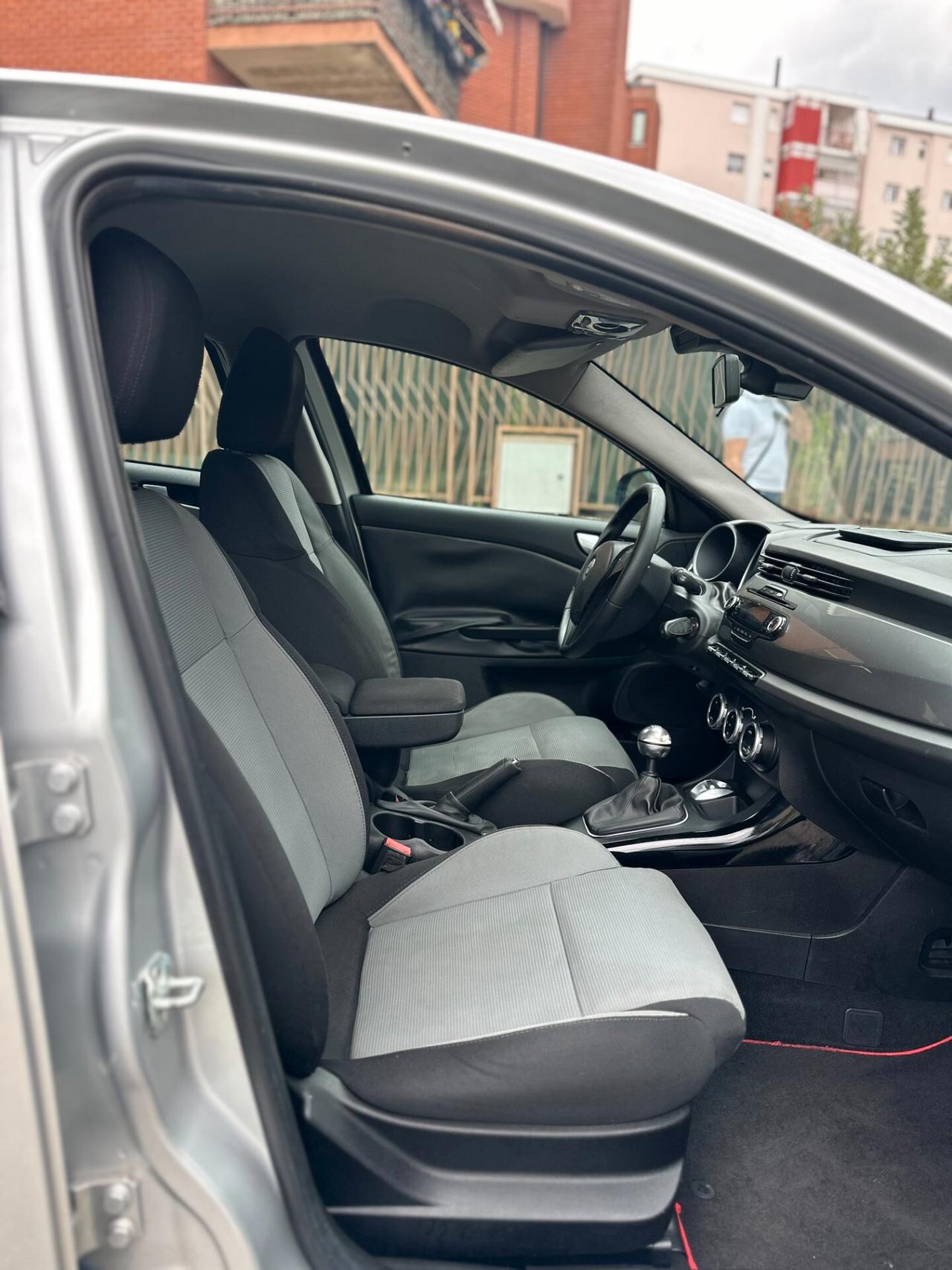 Alfa Romeo Giulietta 1.4 Turbo 120 CV Distinctive