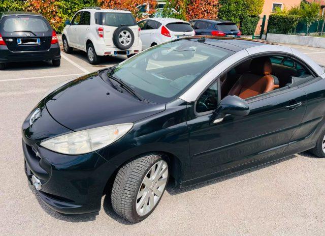 PEUGEOT 207 1.6 VTi 120CV CC Féline