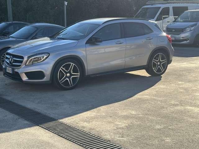 Mercedes-Benz GLA 220 d 4matic PREMIUM 177cv auto