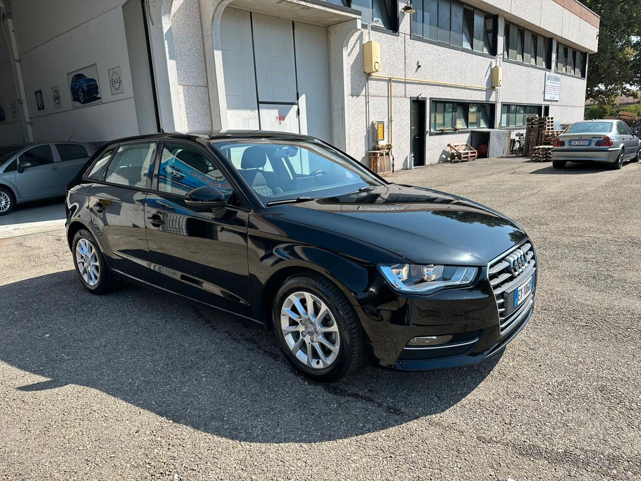 Audi A3 1.6 TDI clean diesel Ambition