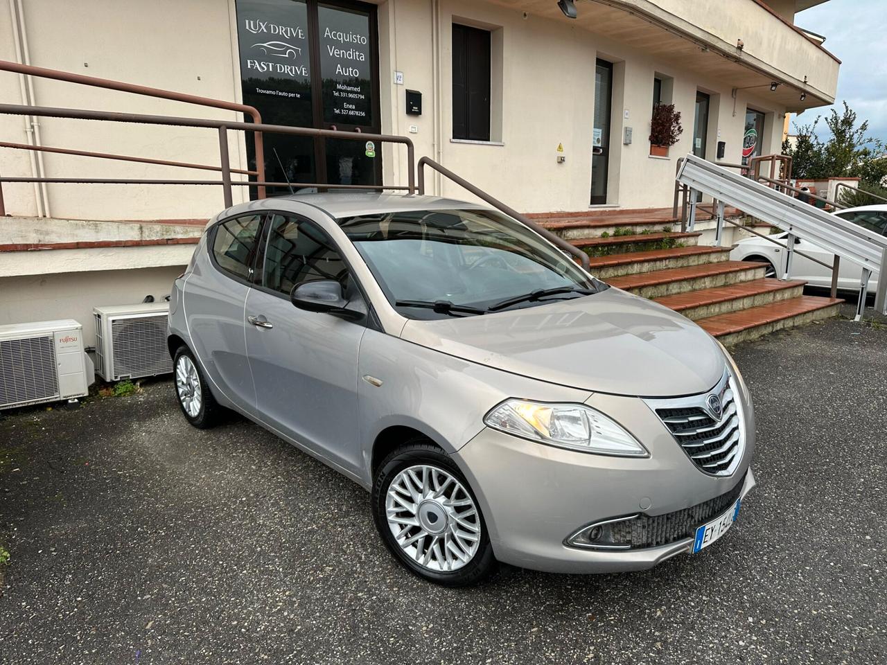 Lancia Ypsilon 1.2 69 CV 5 porte Gold