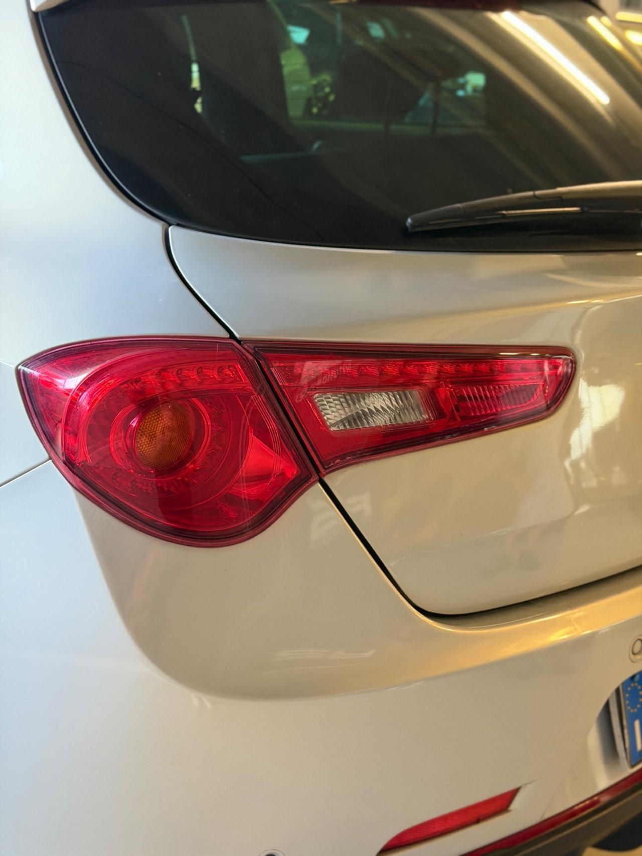 Alfa Romeo GIULIETTA 1.6 JTDm-2 105 CV EXCLUSIVE KMCERT