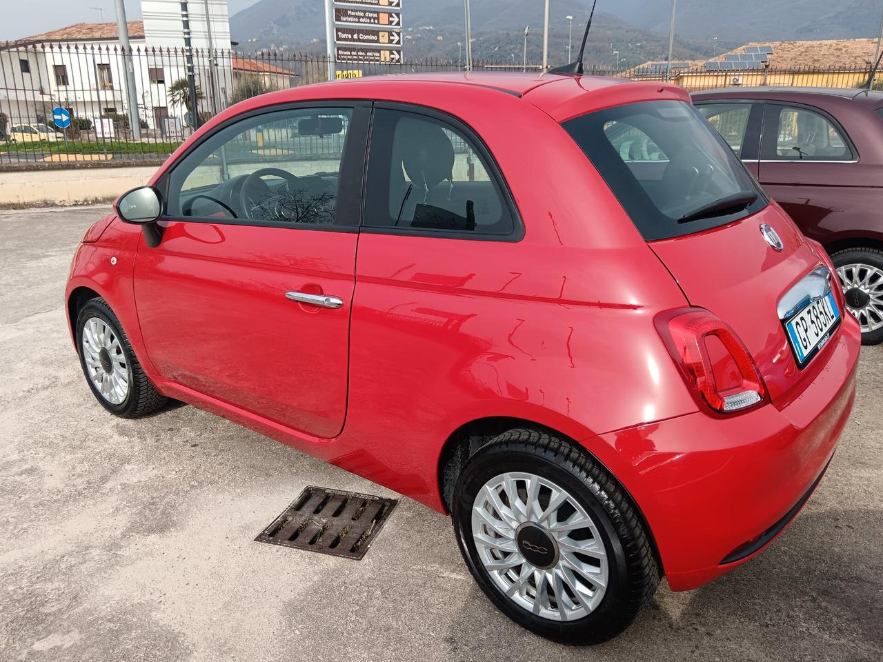 Fiat 500 1.0 Hybrid Red