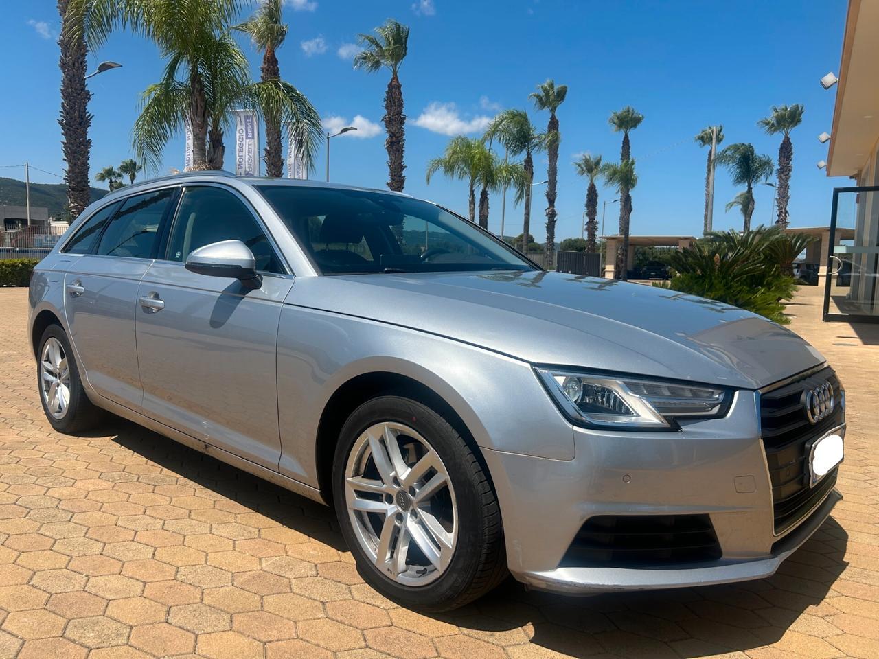 Audi A4 Avant 2.0 TDI 150 CV ultra S tronic