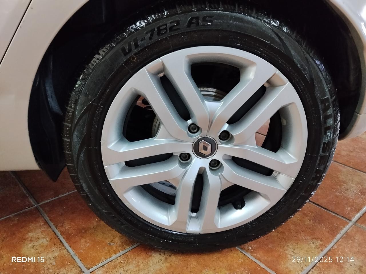 Renault Clio dCi 1.5 diesel 90 CV 5 porte Moschino Life