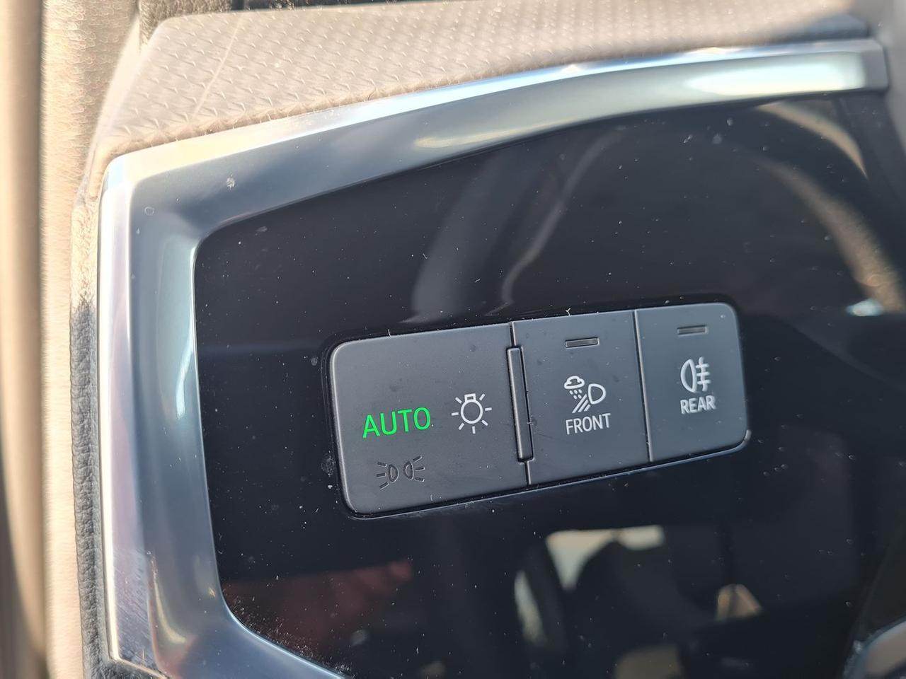 Audi Q3 1.4 45 TFSI e PHEV Business #7426