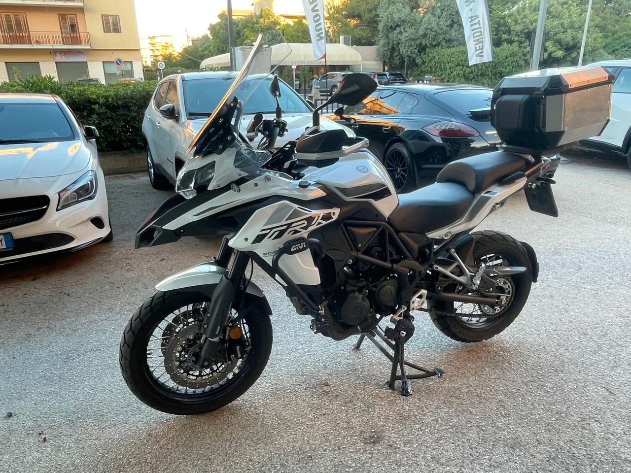 Benelli TRK 502