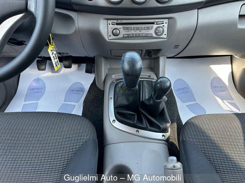 Mitsubishi L200 L200 2.5 DI-D/167CV Double Cab Warrior
