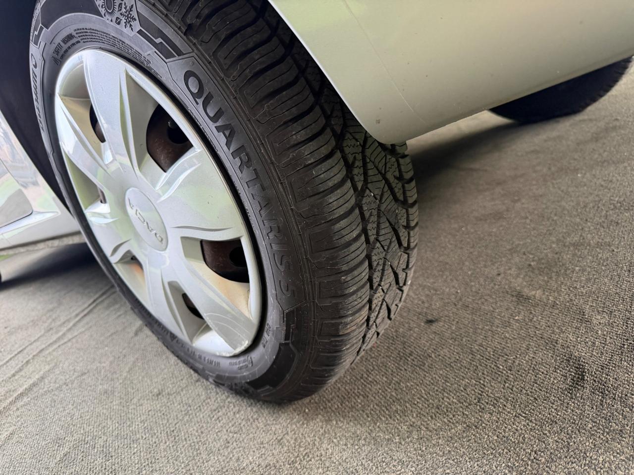 Dacia Logan MCV 1.6 GPL 5 posti Lauréate