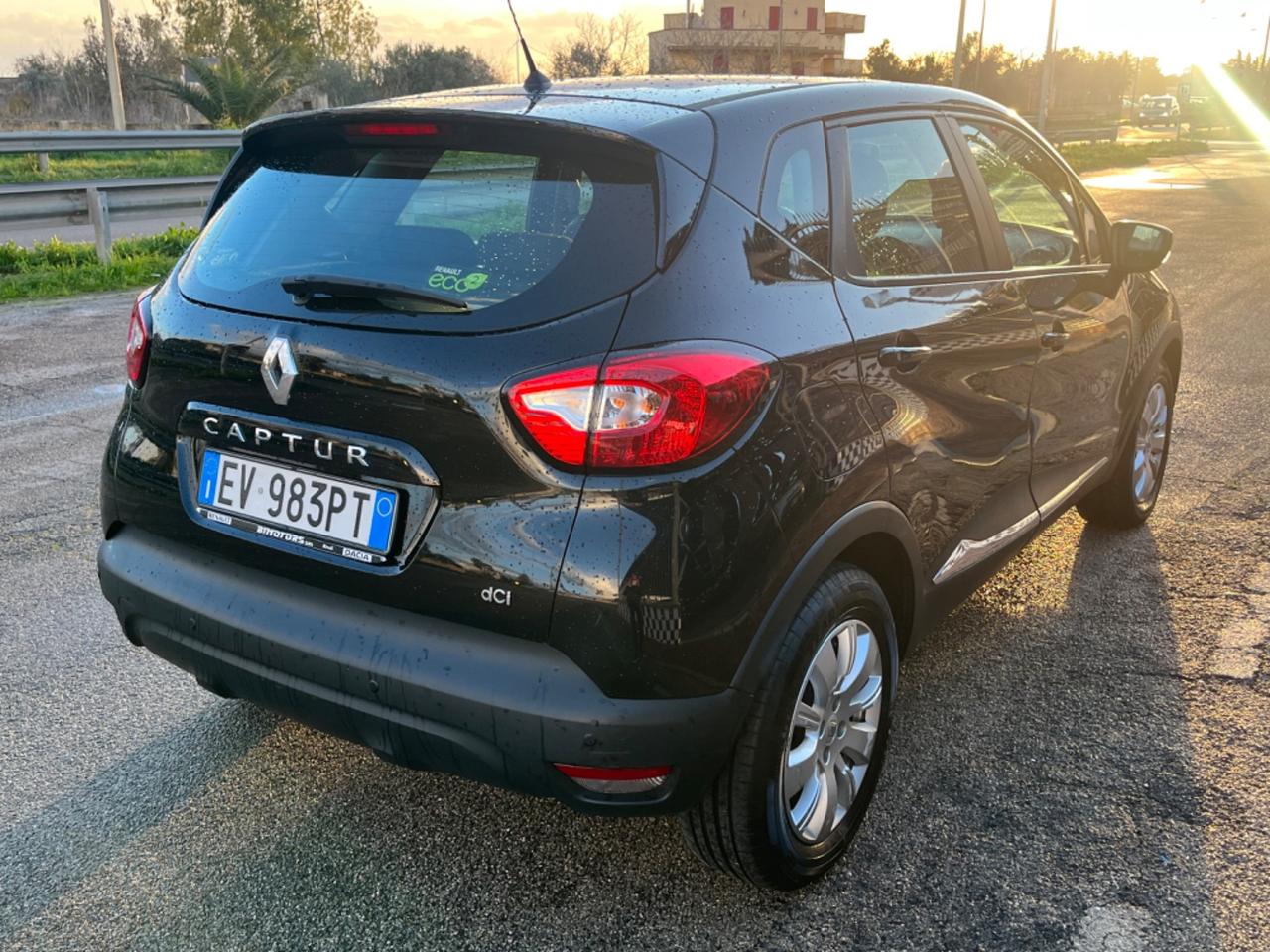 Renault Captur 1.5 dCi Start&Stop Wave Unipro 2014