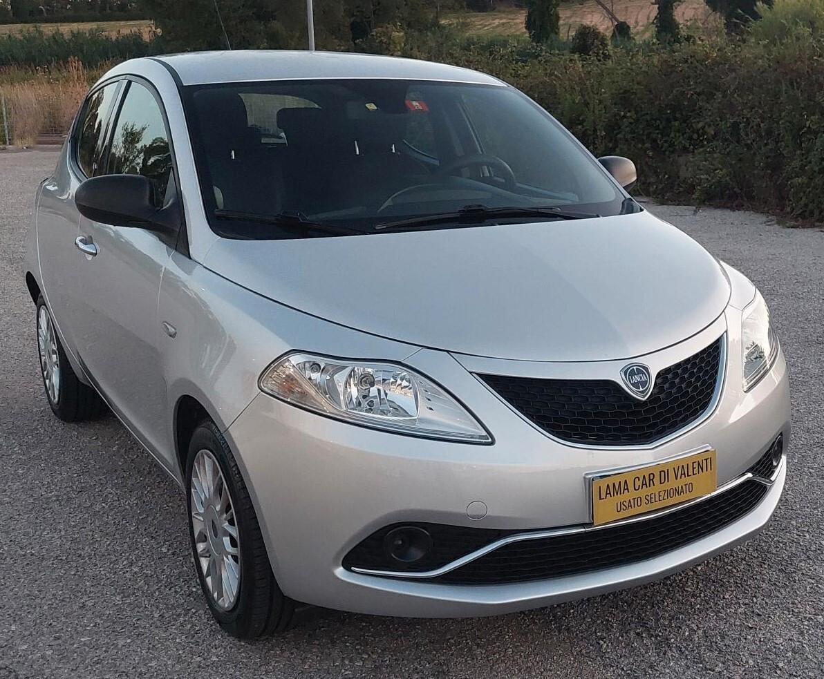 LANCIA YPSILON 1.2-UNICO PROPRIETARIO-NEOPATENTATI