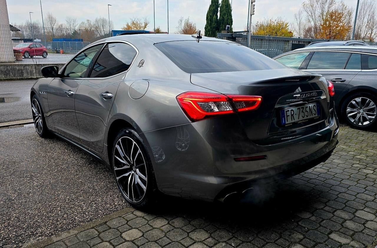 Maserati Ghibli V6 250 cv No superbollo Tetto full IVA ESPOSTA