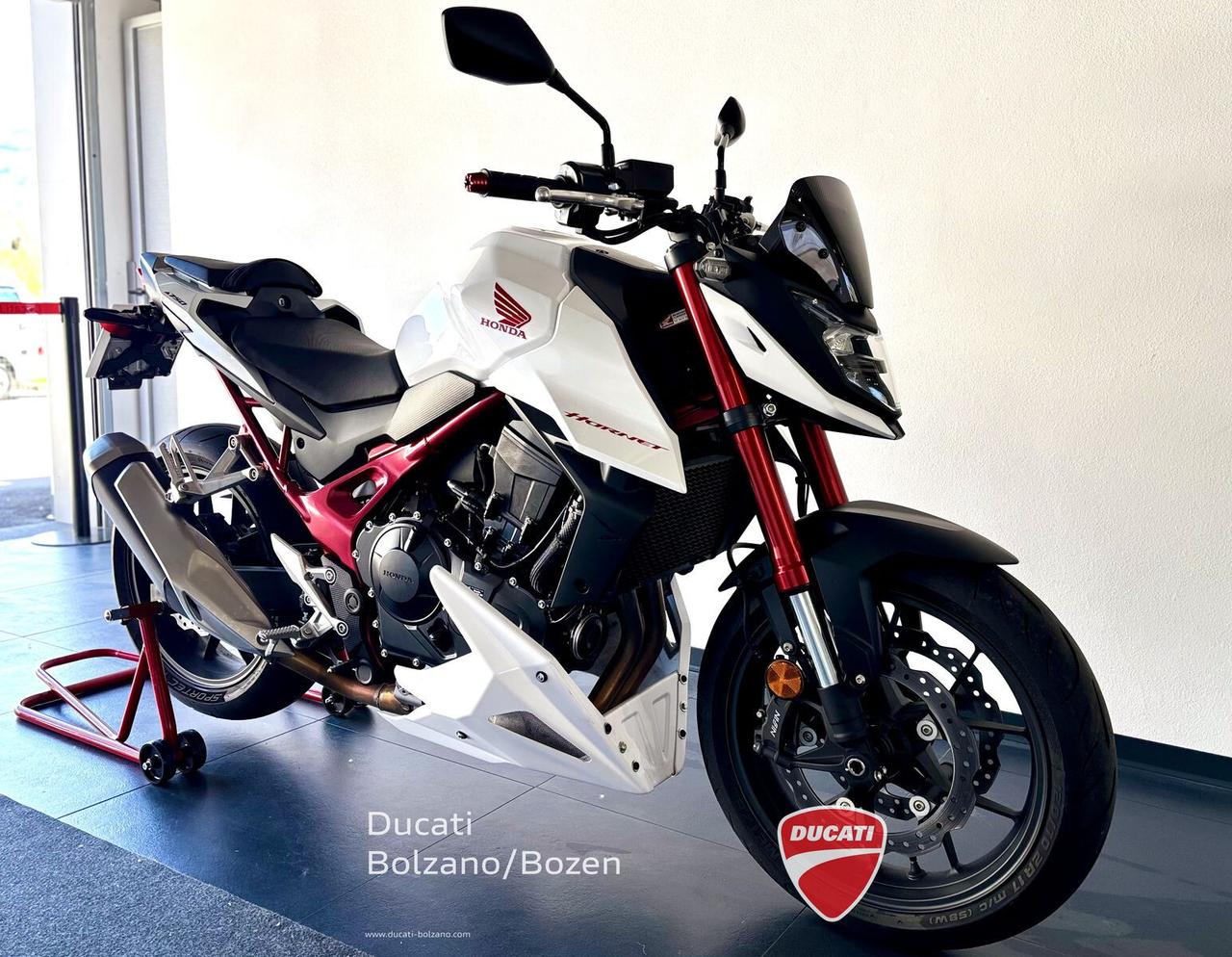 Honda Hornet 750