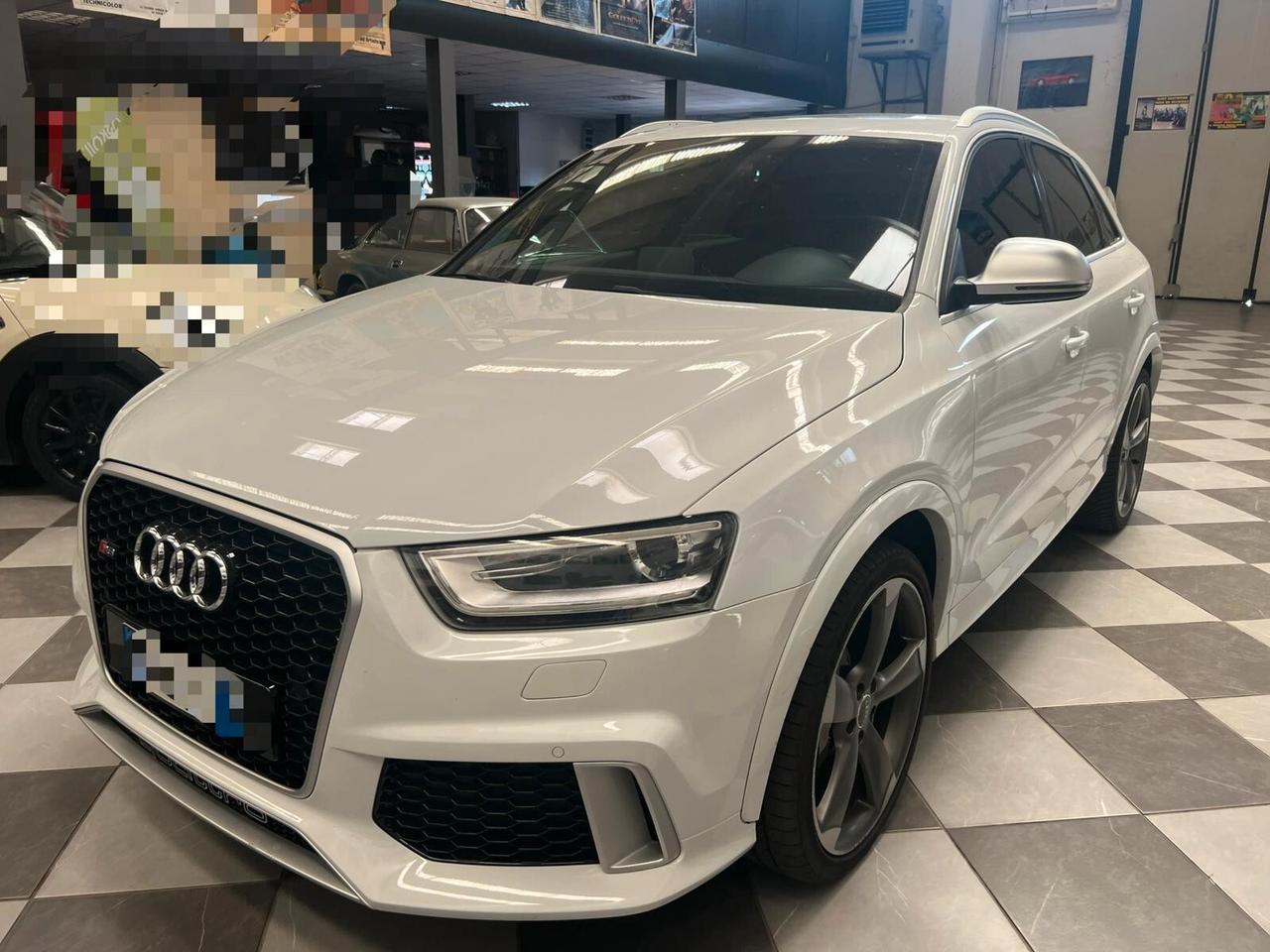 Audi RSQ3 RS 2.5 TFSI quattro S tronic Carbon