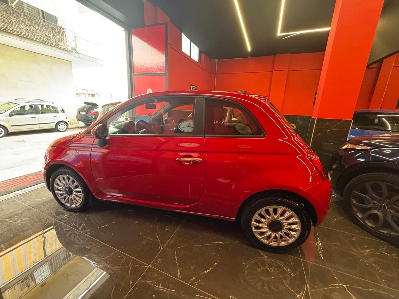 Fiat 500 1.0 Hybrid Red