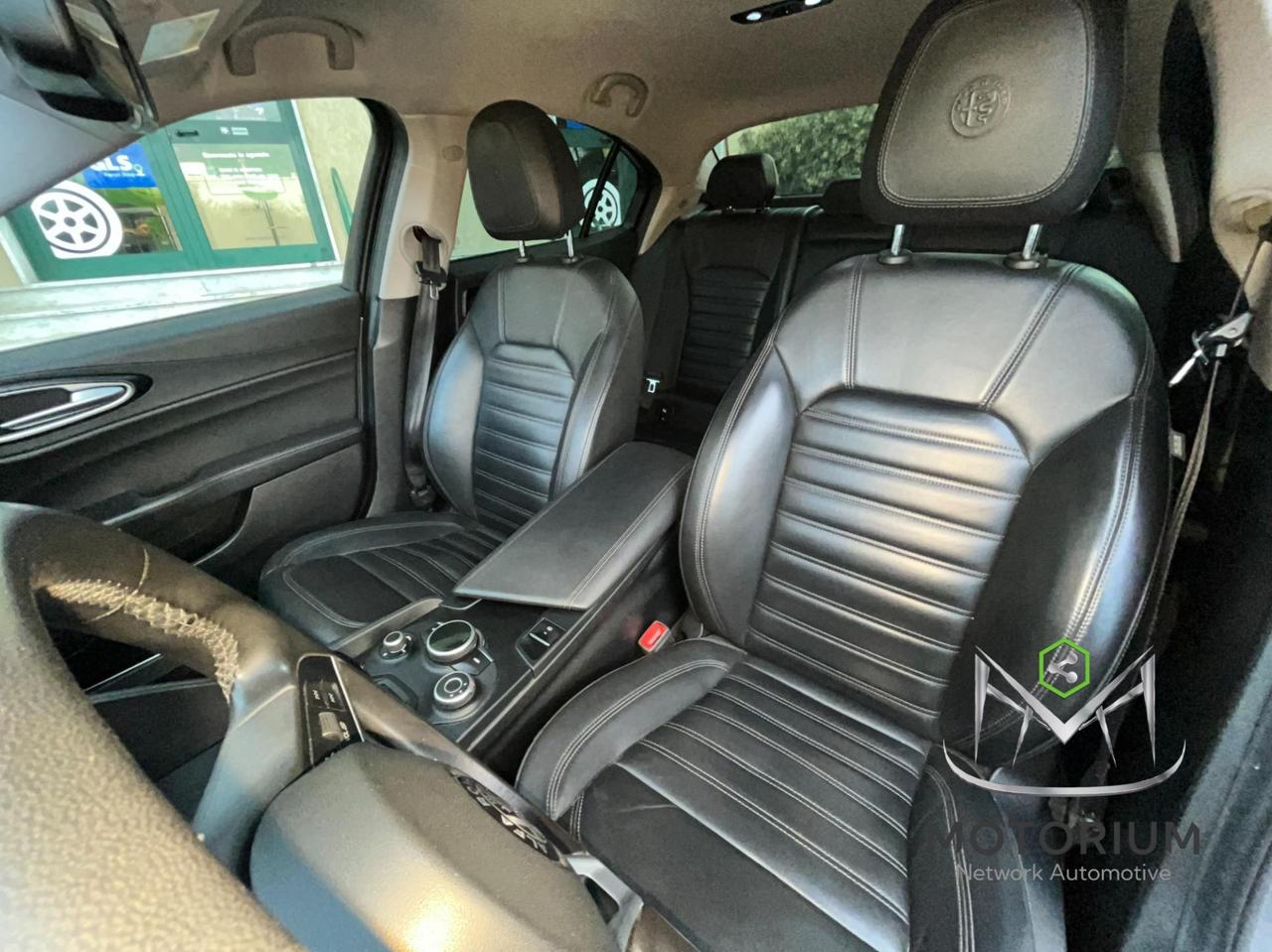 Alfa Romeo Giulia 2.2 TD 180 CV AT8 AWD Q4