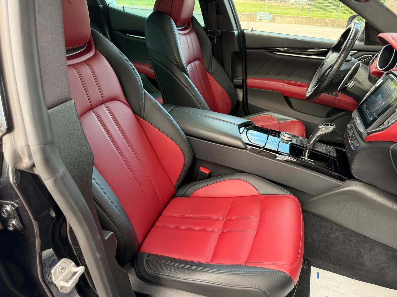 Maserati Ghibli V6 ds "RIBELLE ONE OF 200 LIM. EDITION" 275cv