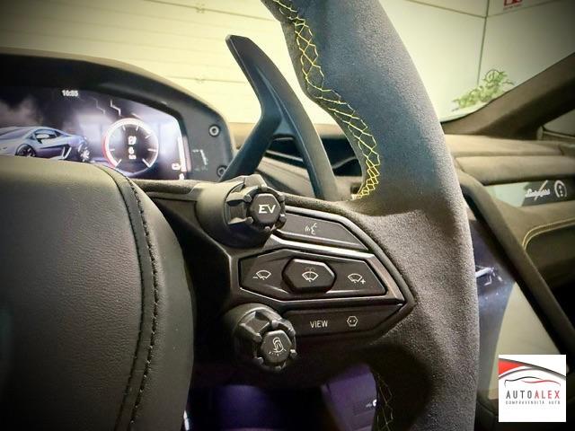 LAMBORGHINI Temerario