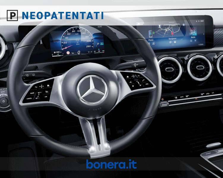 Mercedes Classe A 180 180 D Progressive Extra Speedshift DCT AMG 8G