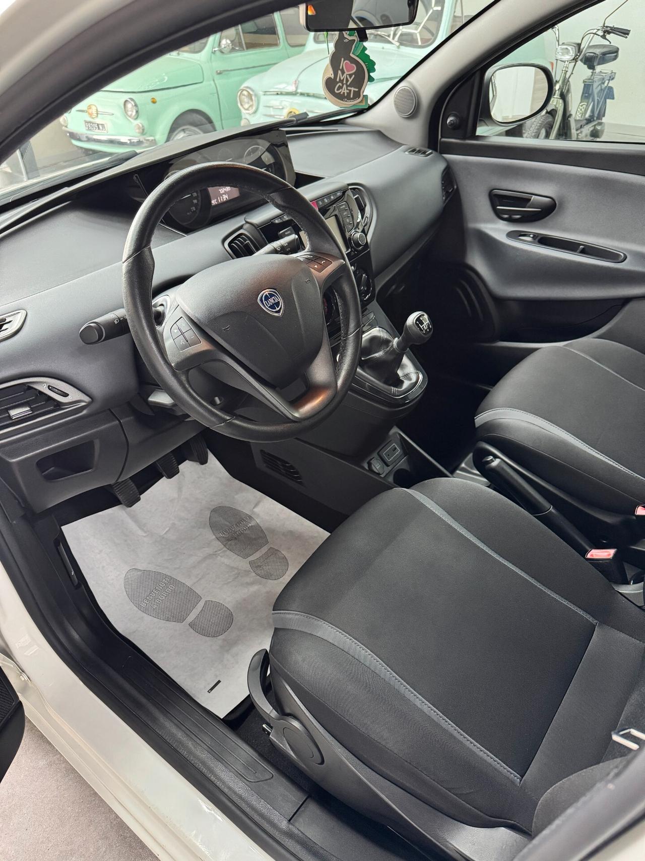 Lancia Ypsilon 1.3 MJT 16V 95 CV 5 porte S&S Gold