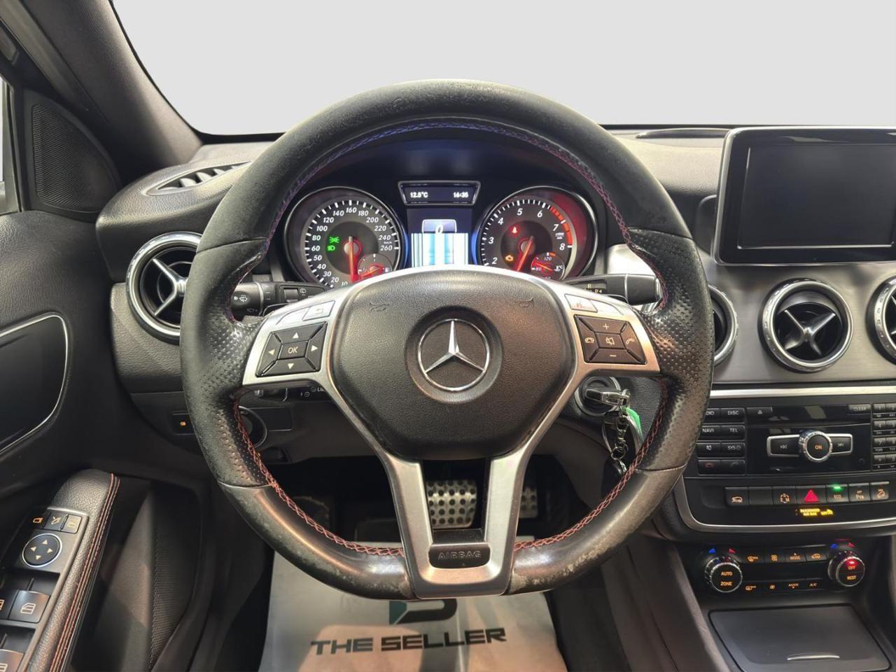 Mercedes-Benz GLA 250 Automatic 4Matic Premium