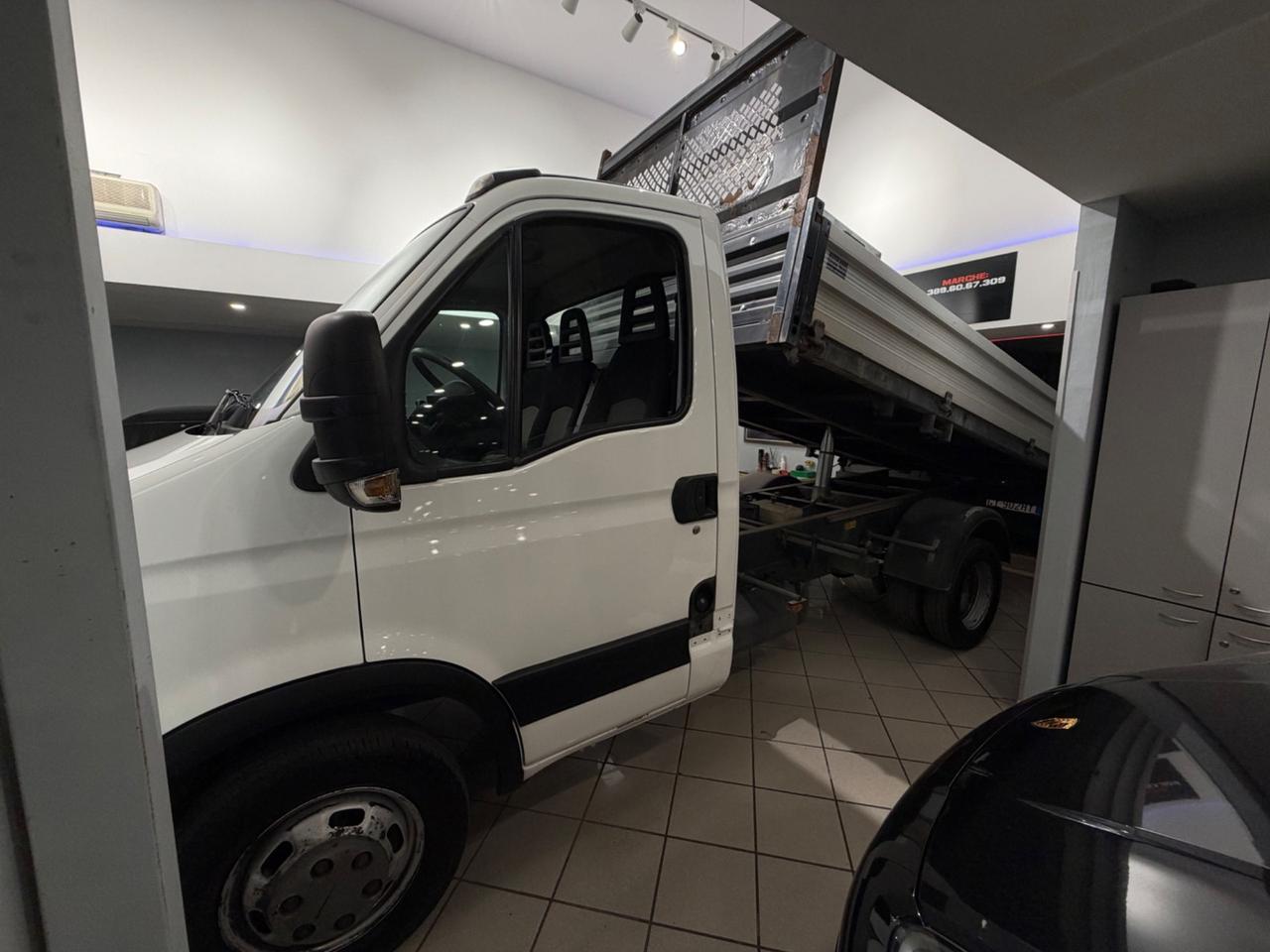 Prezzo più iva Iveco DAILY 146 cv RIBALTABILE TRILA