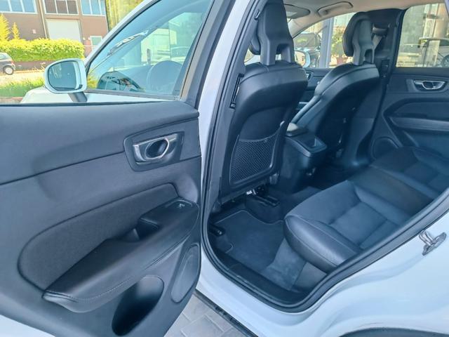 VOLVO XC60 D4 AWD Geartronic Business