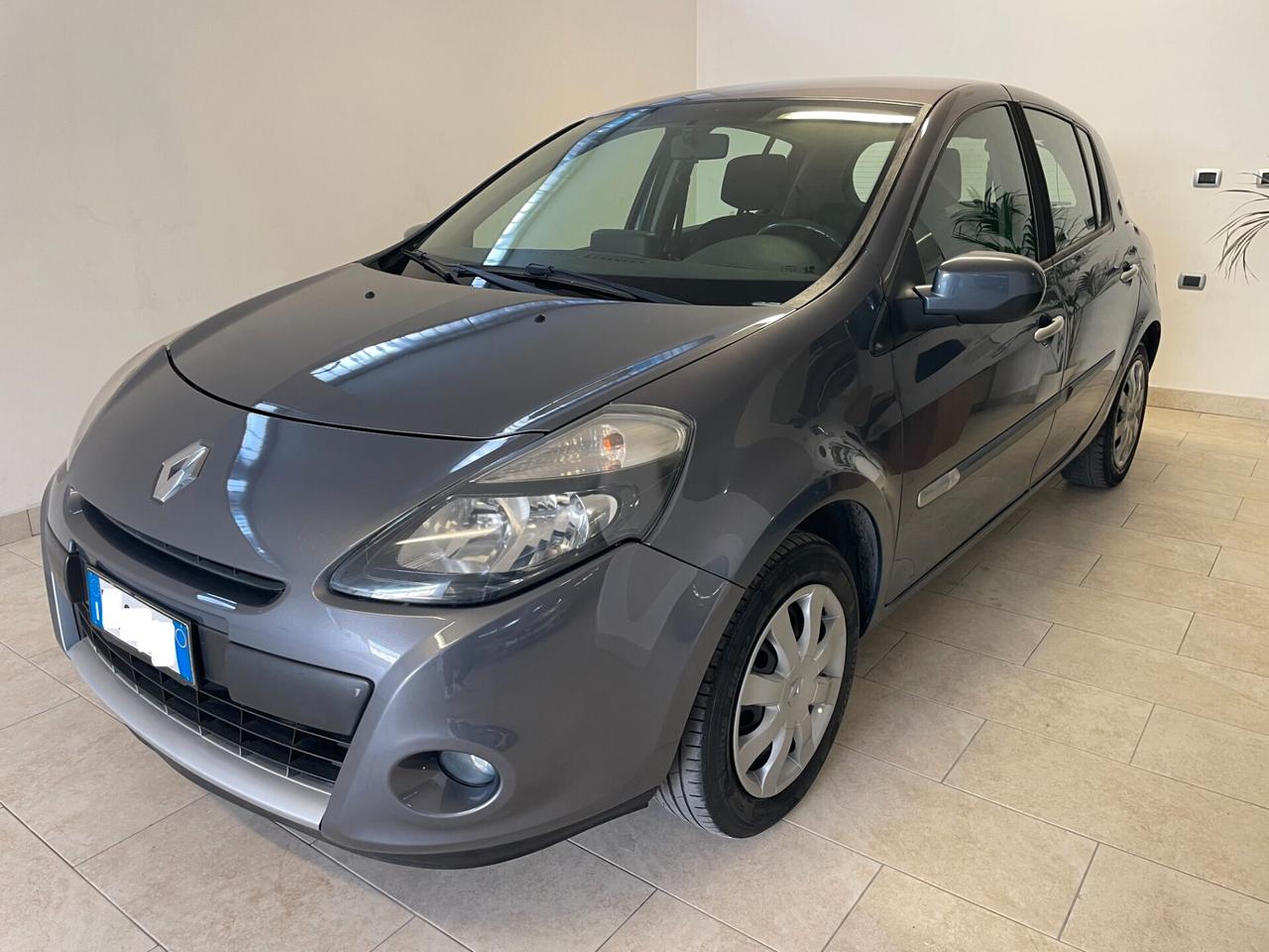 Renault Clio 1.2 GPL 5p Dynamique Distribuzione Tagliandata Neopatentati