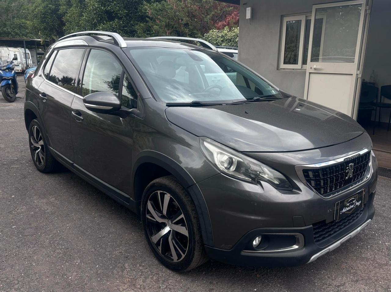 Peugeot 2008 BlueHDi 120 S&S Allure