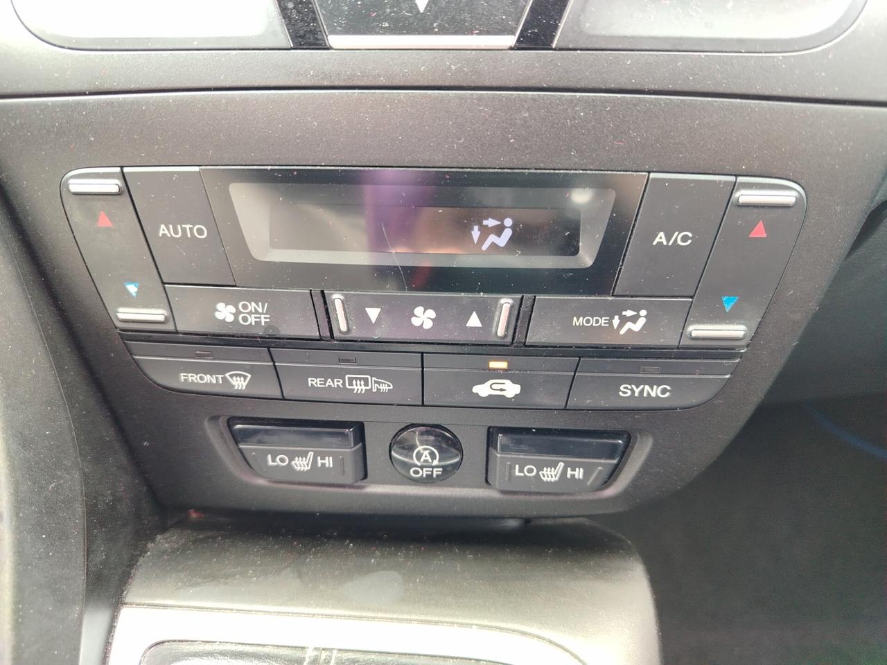 Honda Civic 1.4 i-VTEC Elegance Navi