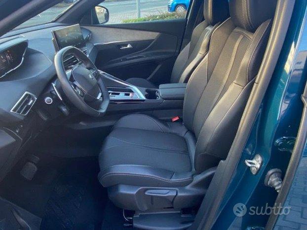 PEUGEOT 5008 BlueHDi 130 S&S EAT8 Allure Pack