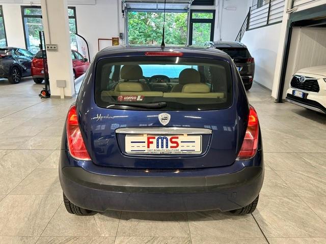 Lancia Ypsilon 1.2 8v
