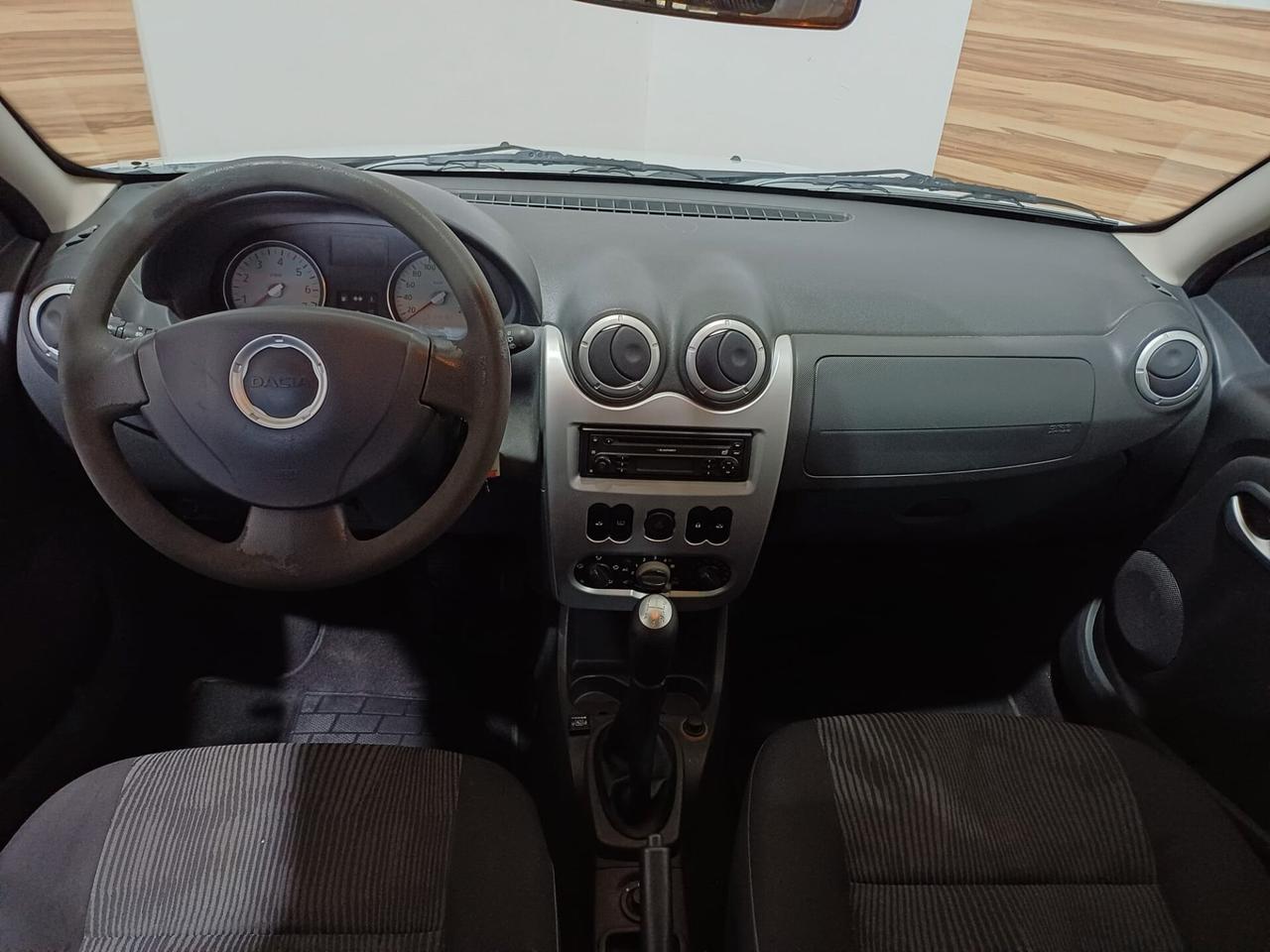 Dacia Sandero GPL DI SERIE Laureate - 2010