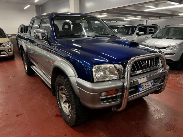 Mitsubishi L200 L200 d.cab 2.5 tdi GLS Target 4wd