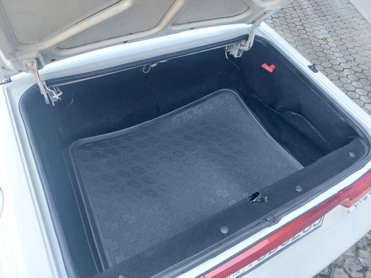 Alfa Romeo Spider quarta serie con motore 2.0