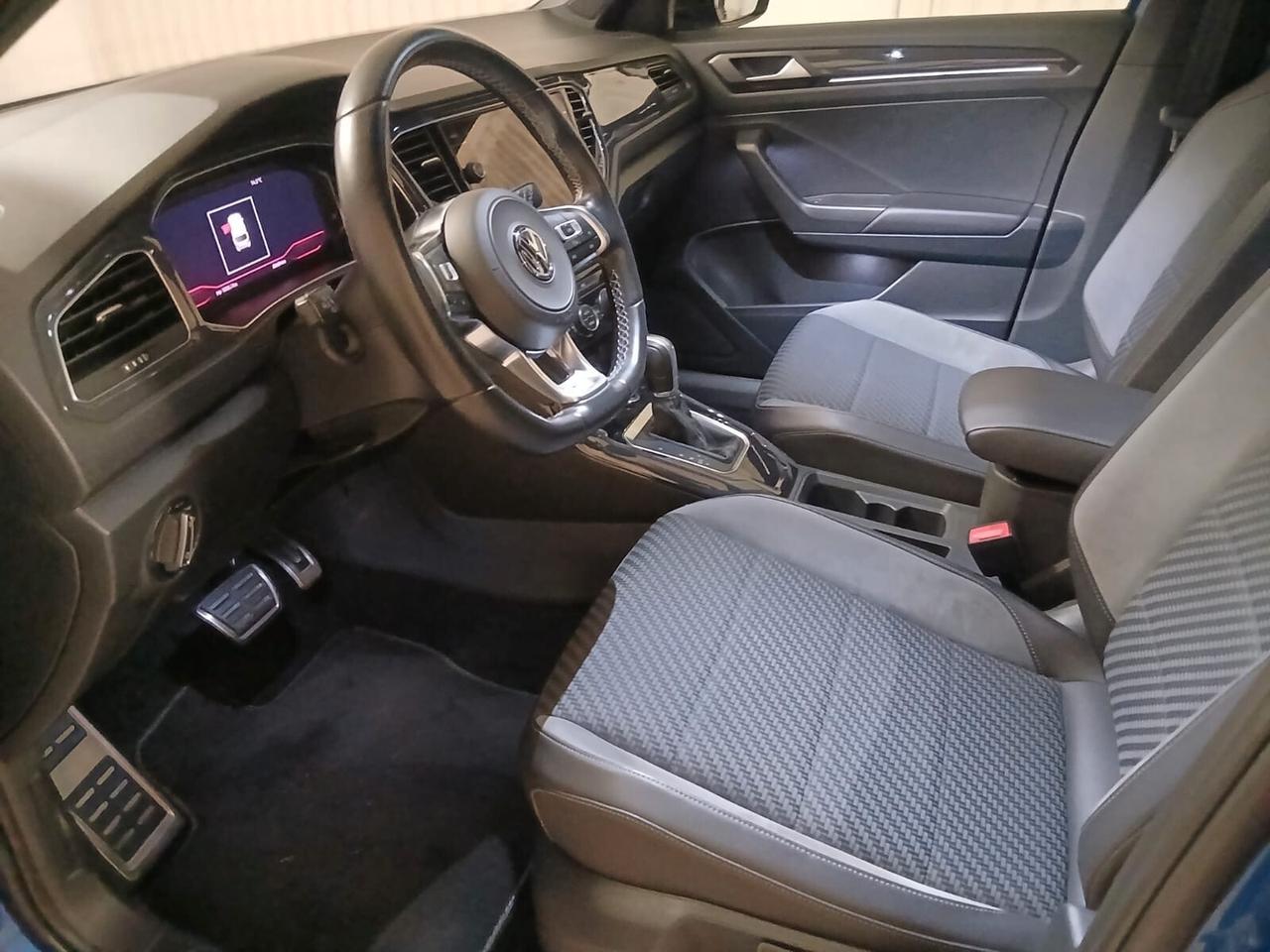 Volkswagen T-Roc 1.5 TSI ACT DSG R Line PARI AL NUOVO tua a € 312 mese