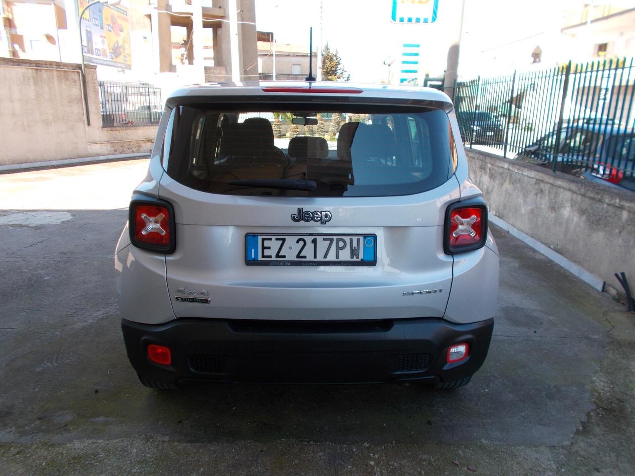 Jeep Renegade 2.0 Mjt 4WD Active Drive Sport
