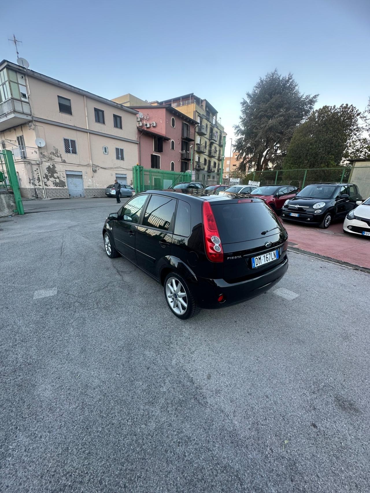 Ford Fiesta 1.4 TDCi 5p. Ghia