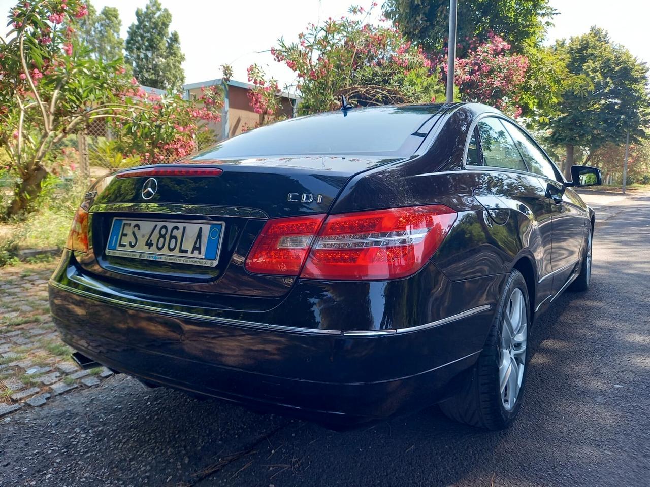 Mercedes-benz classe E Coupè EURO 5 220 CDI MANUALE