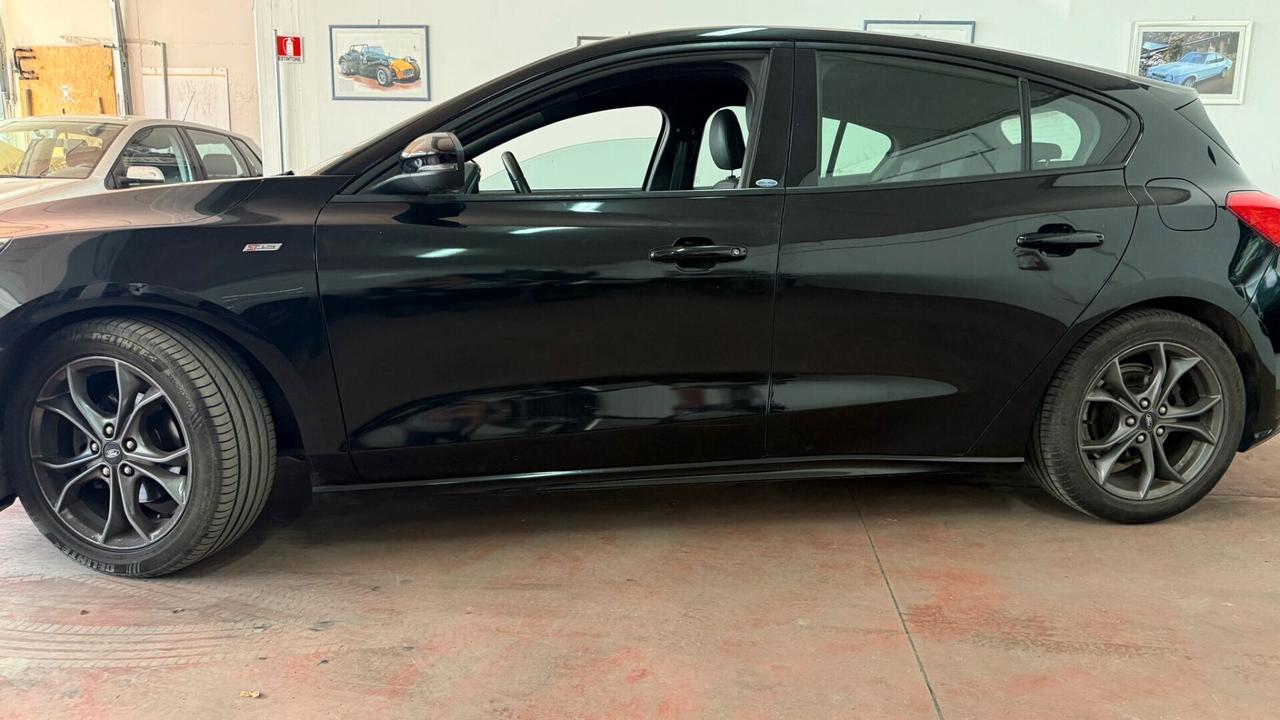 Ford Focus 1.0 EcoBoost 125 CV 5p. ST-Line pelle led navi android auto