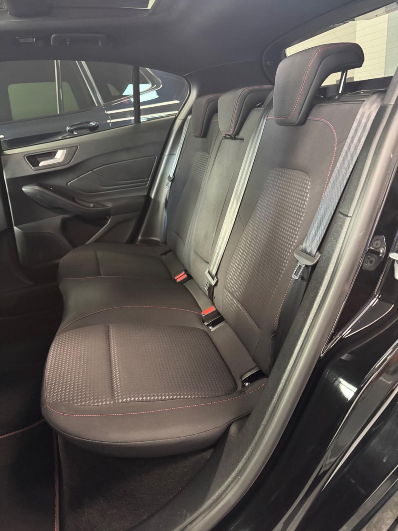 Ford Focus 1.0 Hybrid 155 CV ST-Line X Tetto Apribile