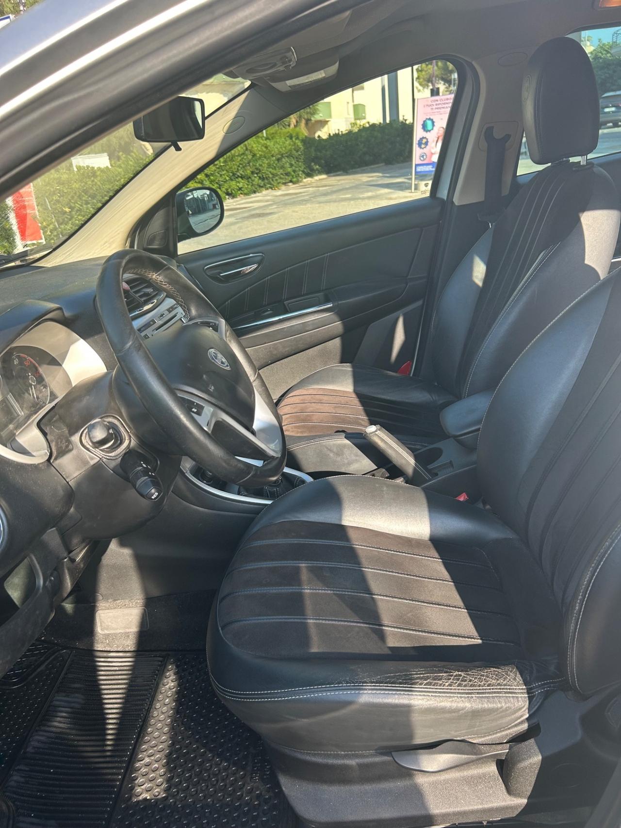 Lancia Delta 1.6 FULL