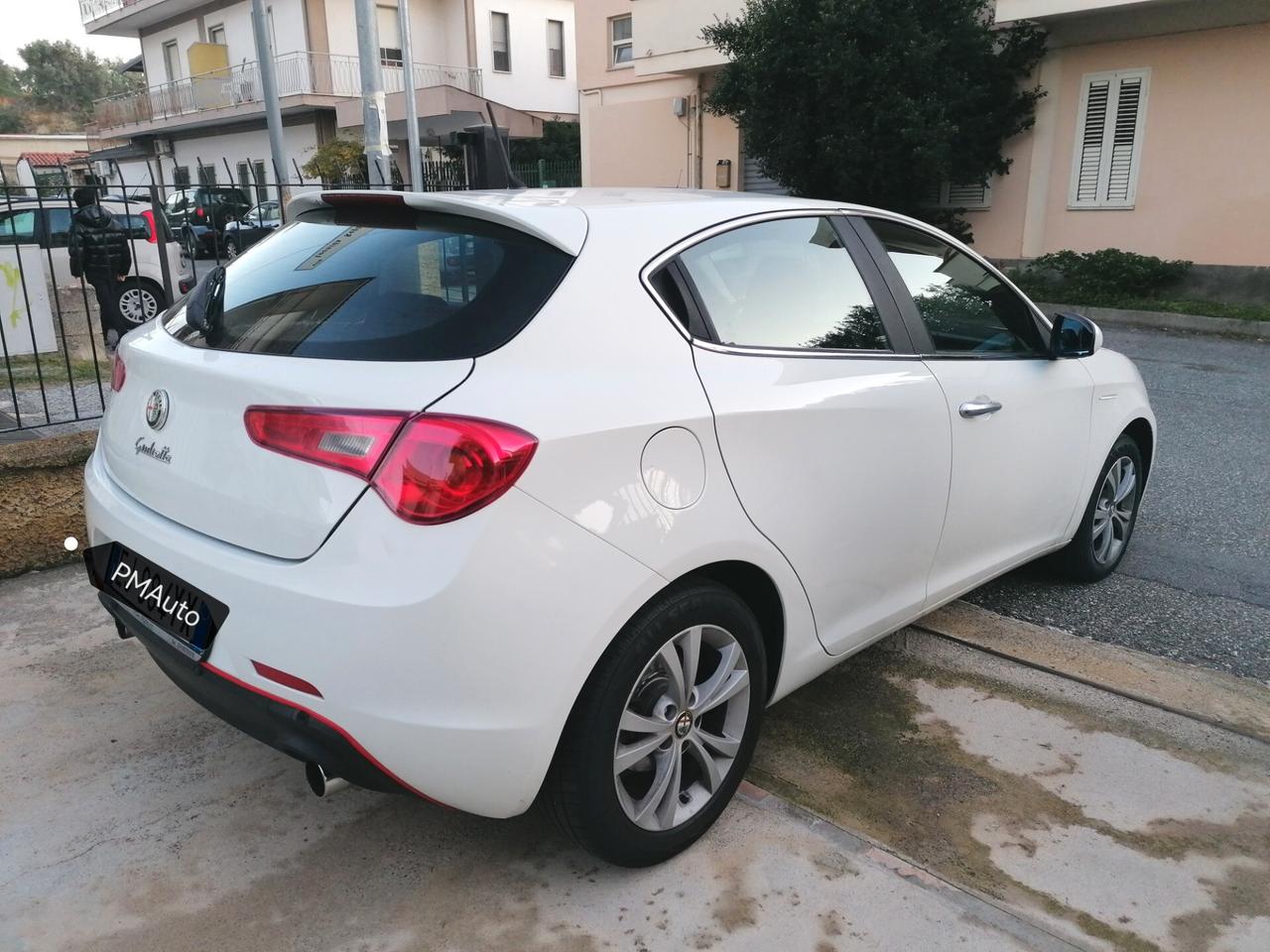 Alfa Giulietta 2.0 JTDm 140 CV Progression Navy
