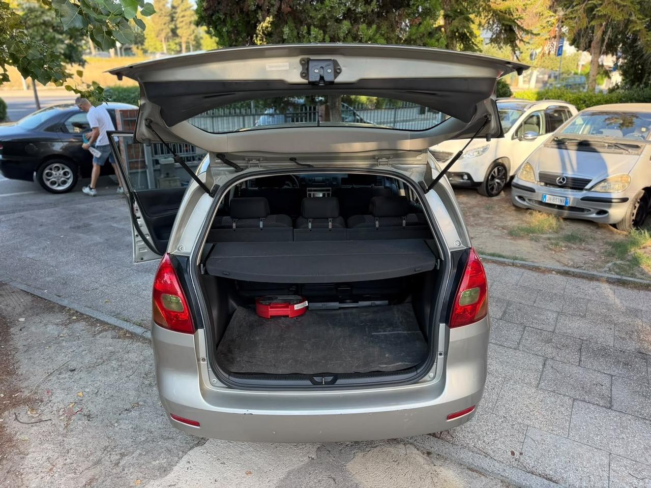 Toyota Corolla Verso 1.8 16V