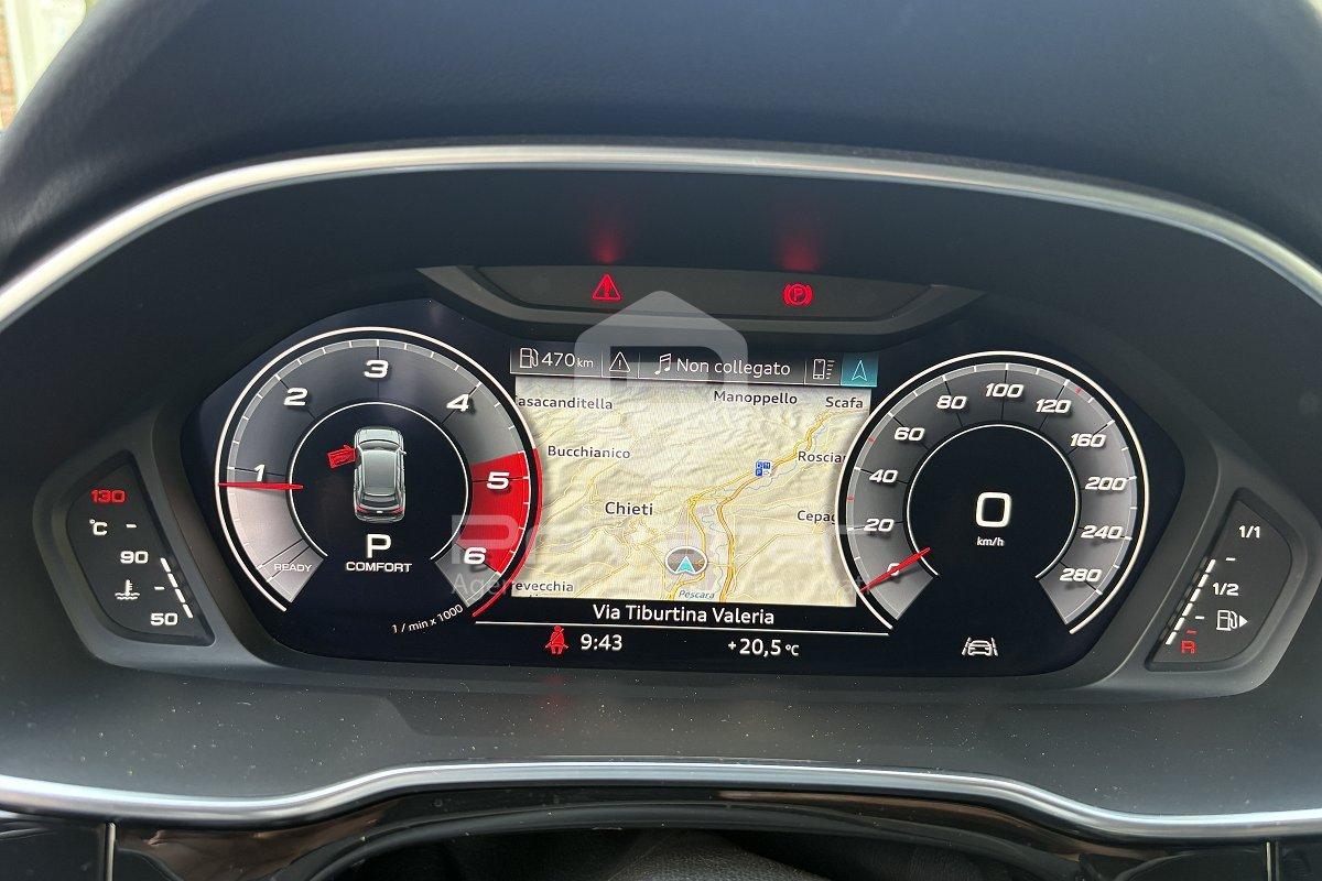 AUDI Q3 40 TDI quattro S tronic Business Advanced