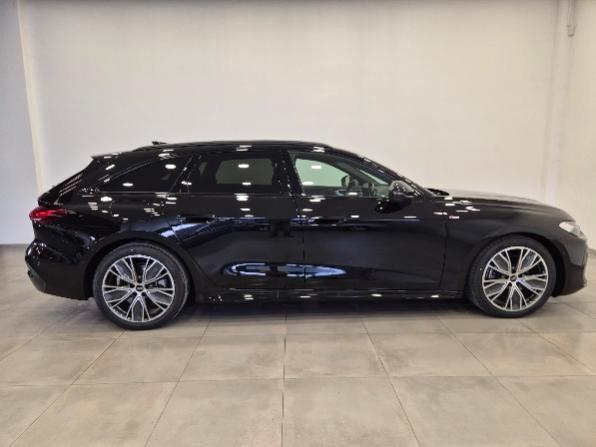 Audi A5 Avant 2.0 tdi mhev+ S line edition 204cv in Promo s-tronic