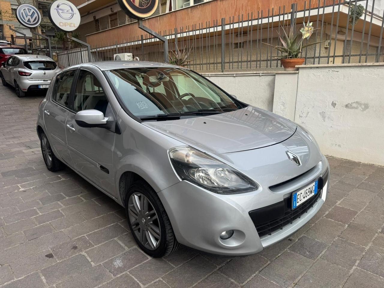 RENAULT Clio 1.2 16V TCE 100CV 5 porte Luxe GPL